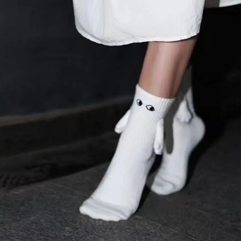 Магнитные носки, пара держащихся за руки, Забавные носки средней длины, Милые Носки, Забавные Подарки, Забавная Магнитная Всасывающая 3D Кукла, Пара Носков, подарки